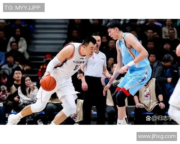 CBA激战辽宁队迎战新疆队双方全力争夺季后赛席位精彩对决不容错过 CBA激战辽宁队迎战新疆队双方全力争夺季后赛席位精彩对决不容错过